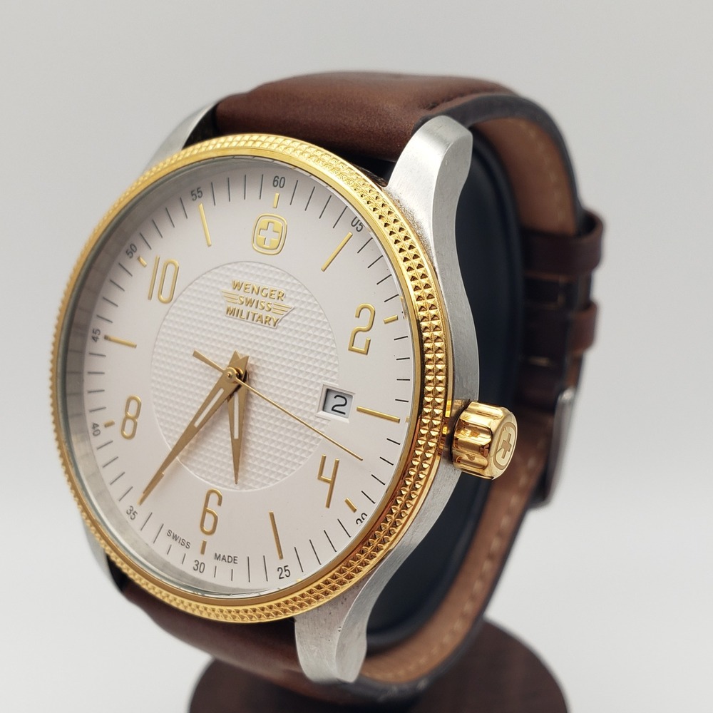 Wenger Swiss Terragraph Watch Mens 42mm Gold Bezel White 01.9041.215 Leather